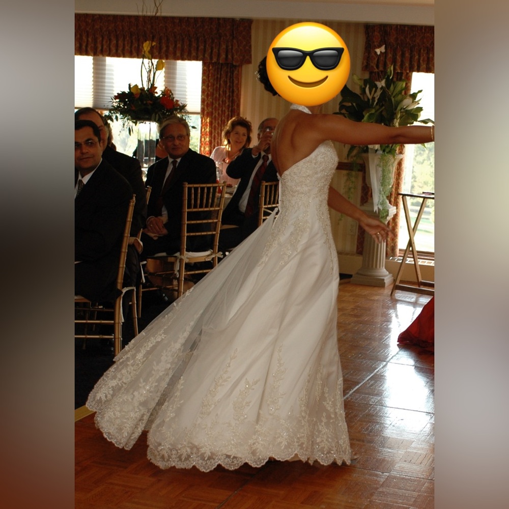 Wedding gown with bustle